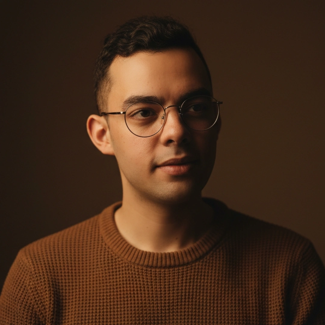 مجموعه تصميمات للحملات الاعلانيه و تصميمات السوشيال ميديا داخل معرض اعمالي